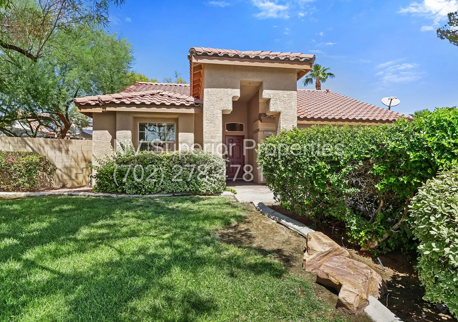 NW!! Pool Single story No Carpets Cut De Sac !! No HOA — Photo 2