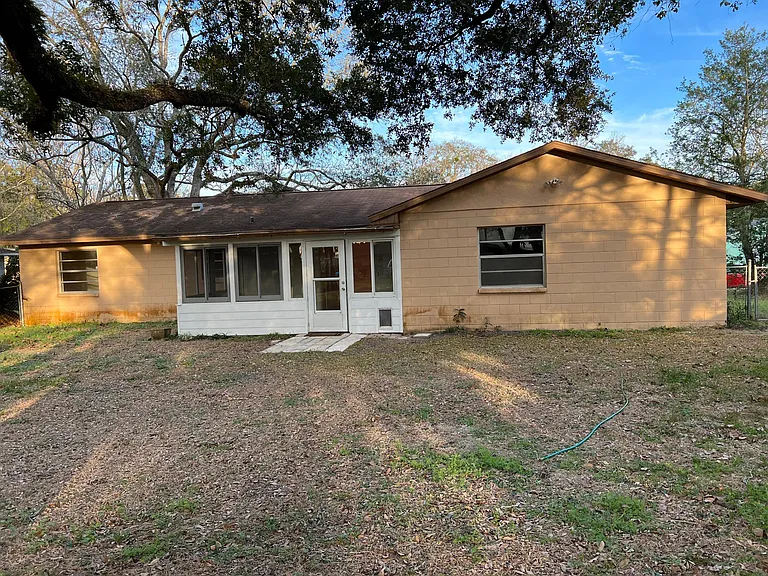 1300 SW 76th Dr — Photo 18