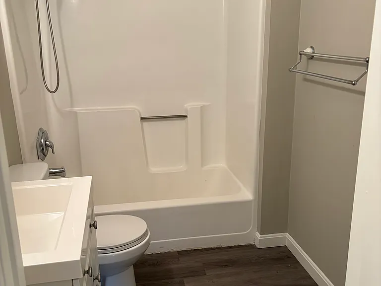 3 New Haven Dr #205 — Photo 7