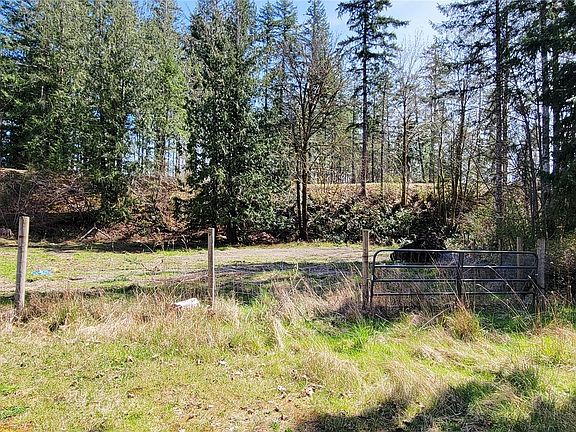2nd image of 50 W Alder Place