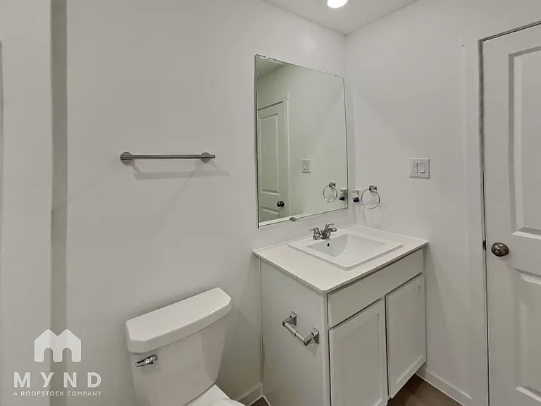 213 Poplar Pl — Photo 17