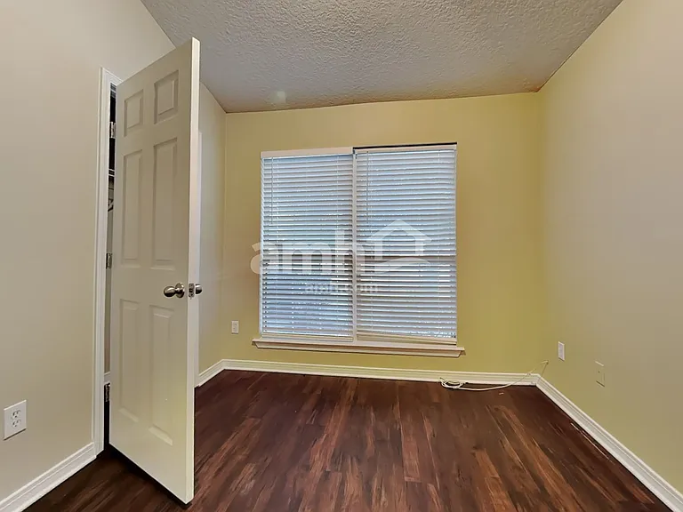 2186 Cherokee Cove Trl — Photo 13