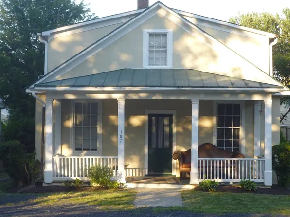 107 Walnut St, Middleburg, VA 20117