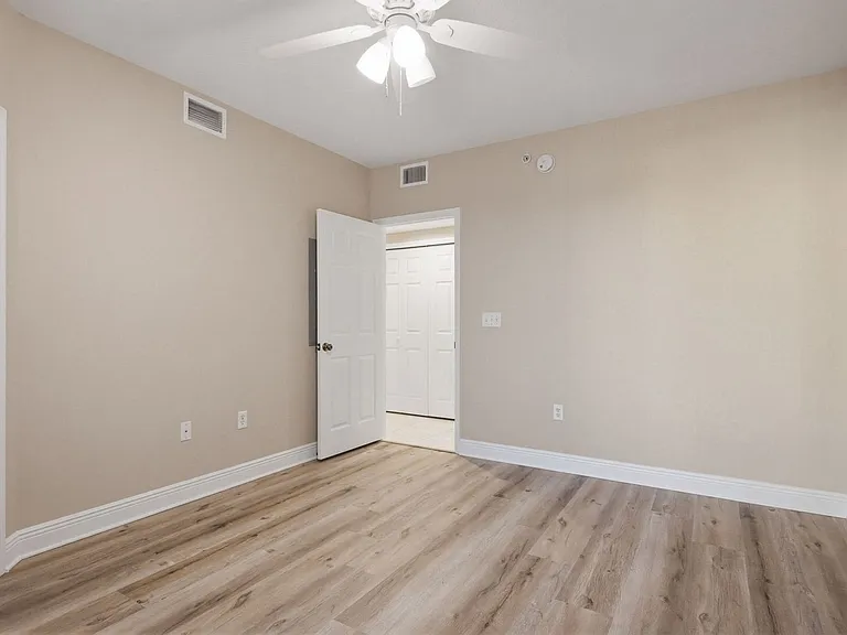 960 Starkey Rd #5105 — Photo 27