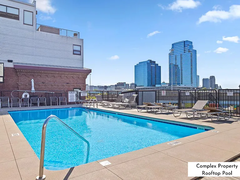 600 Broadway Ave NW #615 — Photo 31