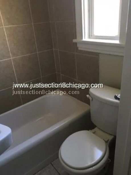 2nd image of 7920 S East End Ave