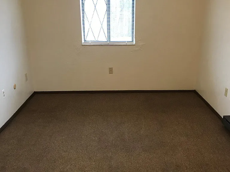1358 Brooke Park Dr #0 — Photo 7