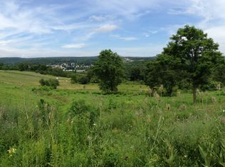 119 Falcon Dr, Windber, PA