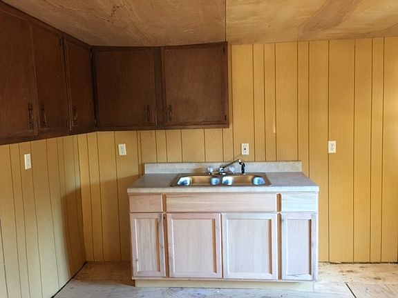 4th image of 7735 Tara Blvd Lot C10