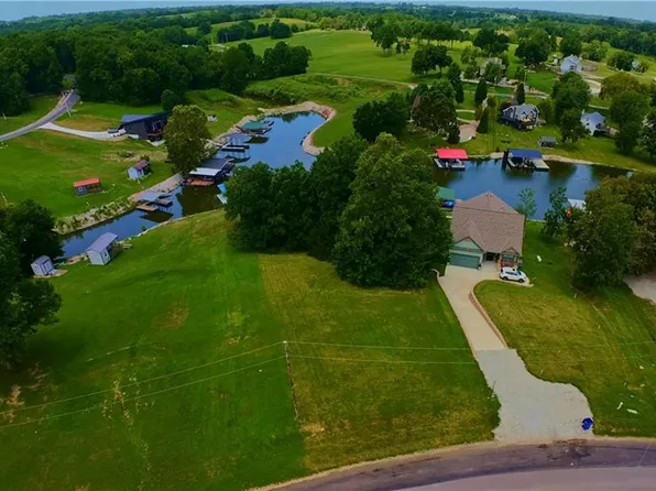 713 Lake Viking Ter, Altamont, MO 64620