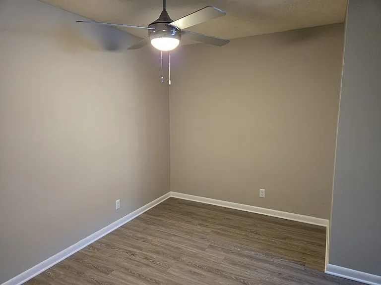 102 Saint Francis Ct #14 — Photo 6