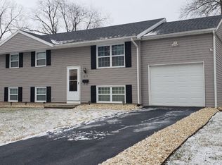 613 Juniper Dr, O'Fallon, IL 62269