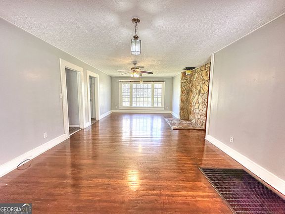 5th image of 129 Mallory Dr