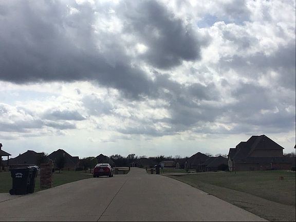 4th image of 2253 Riverside Dr