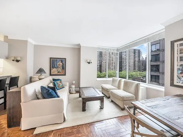 200 Riverside Blvd APT 8F, New York, NY 10069