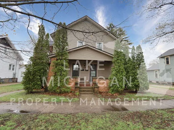 112 S 8th St Unit 4, Grand Haven, MI 49417