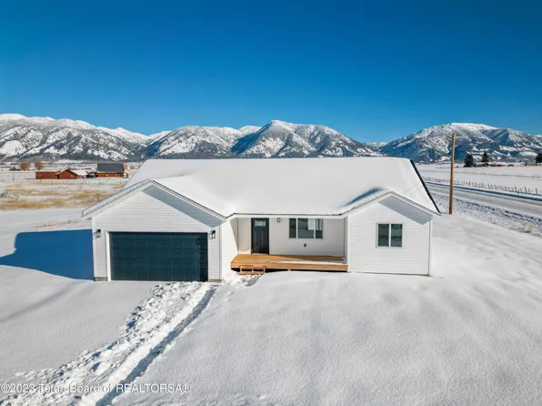 102 Rusty Springs Ln, Thayne, WY 83127