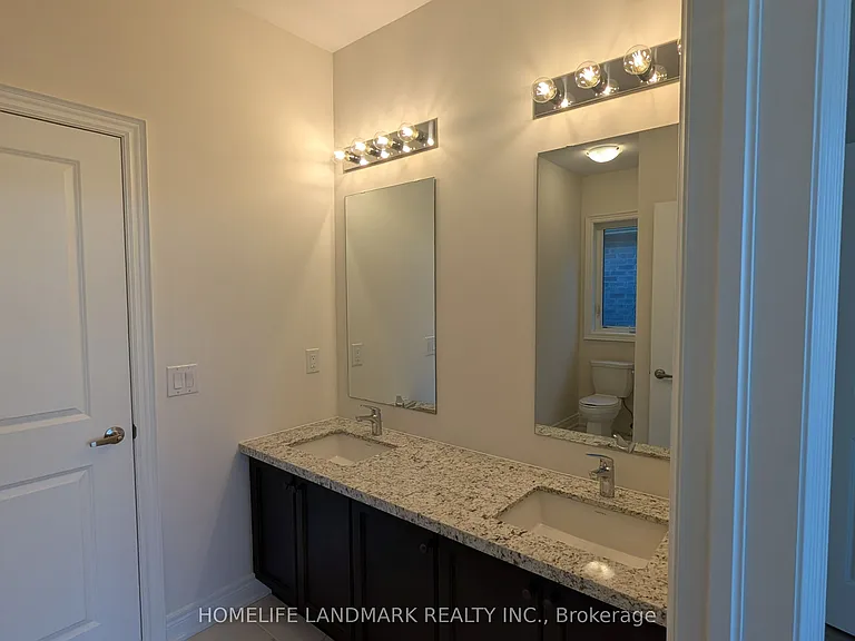 2868 Shortreed Gdns — Photo 25