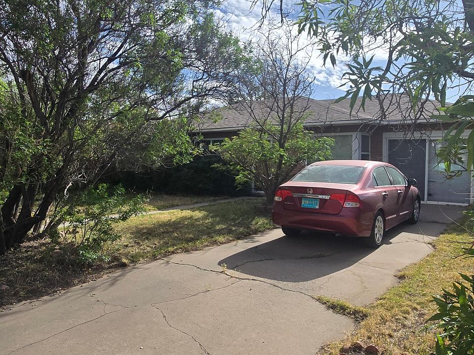 1st image of 1823 Valencia Dr NE
