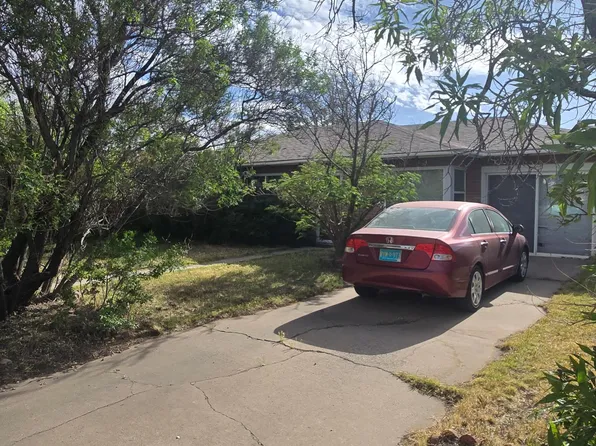 1823 Valencia Dr NE, Albuquerque, NM 87110