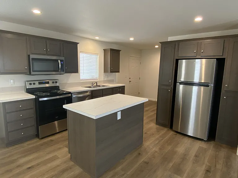 Palm Creek Resort & Residences — Photo 61