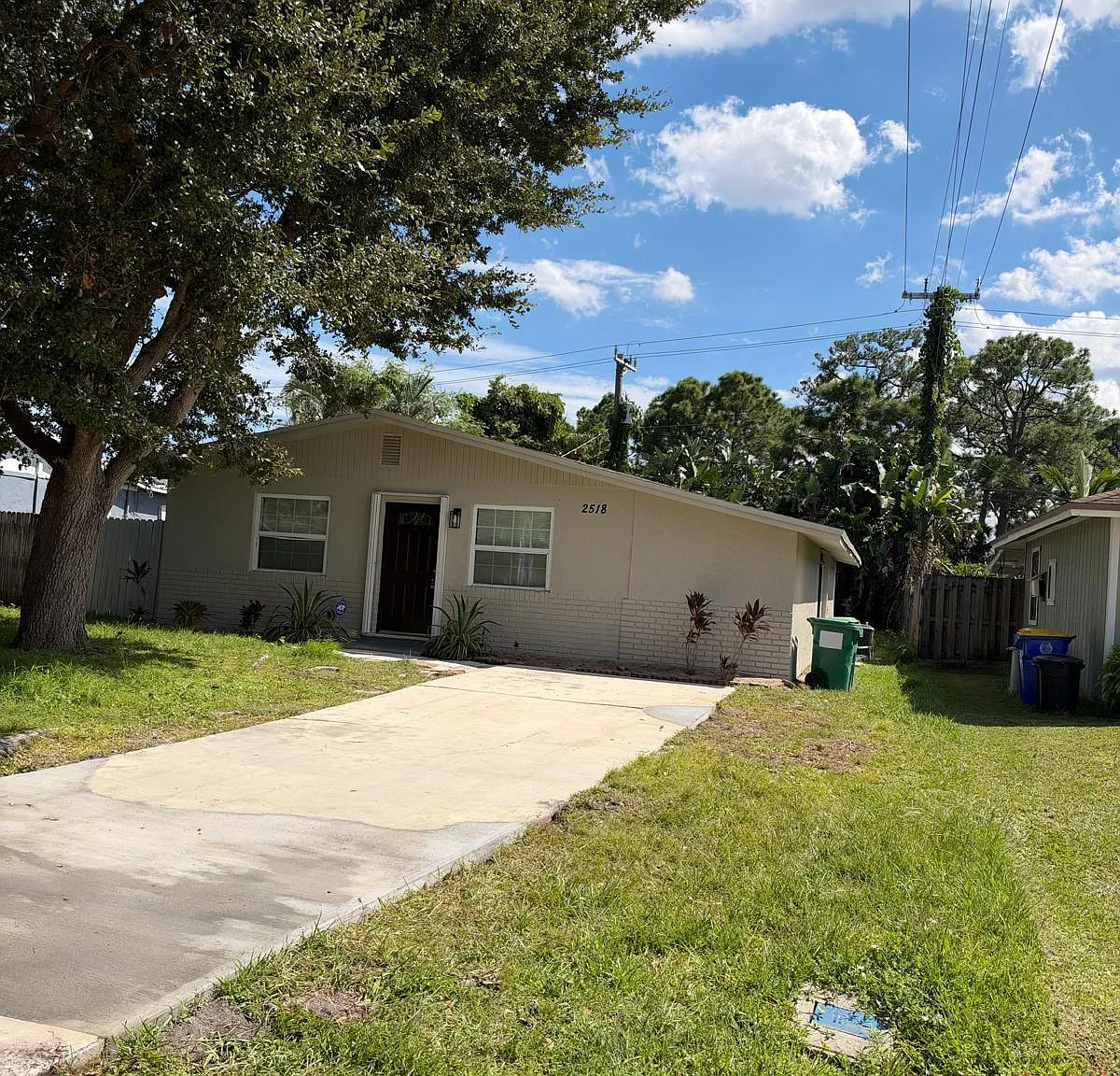 2 bed, 2.0 bath, 1320 sqft, $2,400 — Photo 4