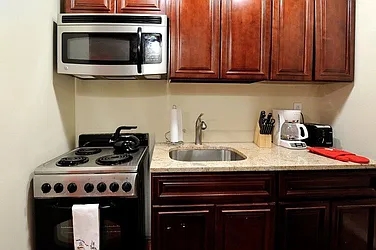 Rented by Eisenberg Exclusives