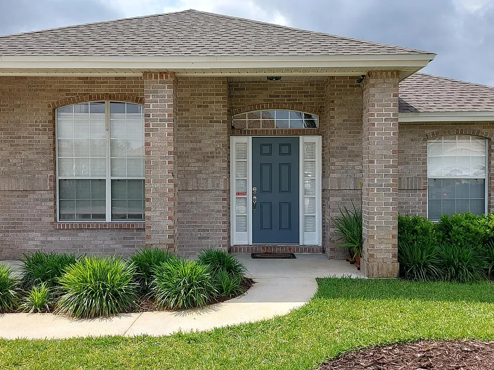 3785 Blackthorn Ct