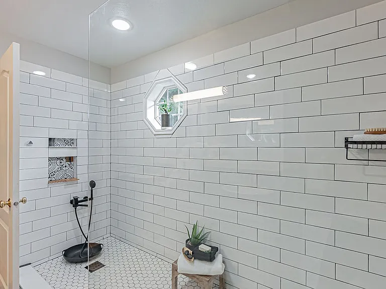 3915 Woodhaven Ln — Photo 20