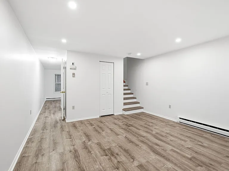 21 N 13th St — Photo 5