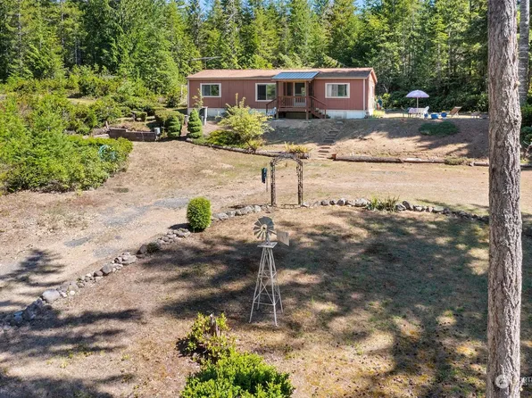 2450 NE Dewatto Road, Tahuya, WA 98588