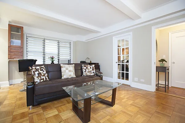 Sold by LG Fairmont Group | media 2