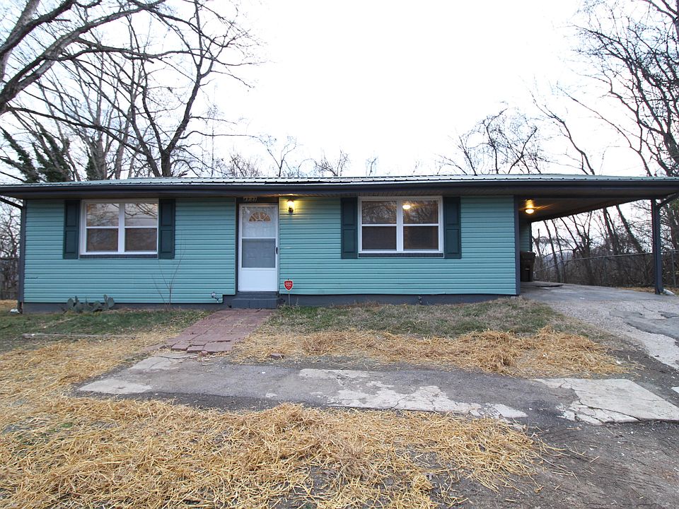 1st image of 4233 Skyline Dr