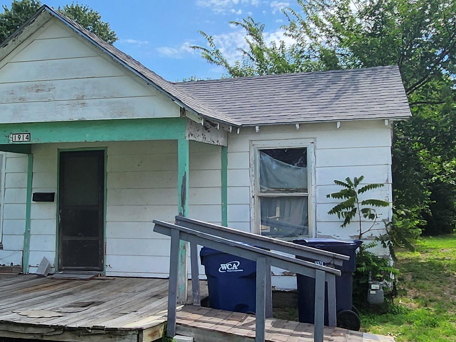 1914 Cleveland Ave, Baxter Springs, KS 66713 Zillow