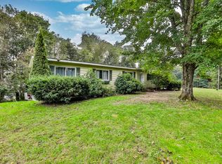 38 Ponemah Rd, Amherst, NH 03031