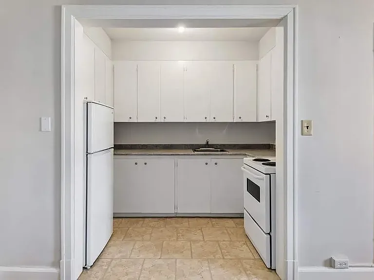 2104 14th Ave #17B — Photo 6