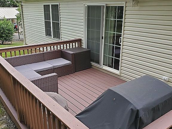 4th image of 1480 Parkside Dr