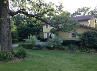 9N596 Tipi Ln, Elgin, IL 60124