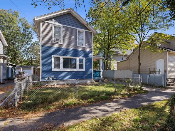 28 Saint Clair St, Rochester, NY 14611