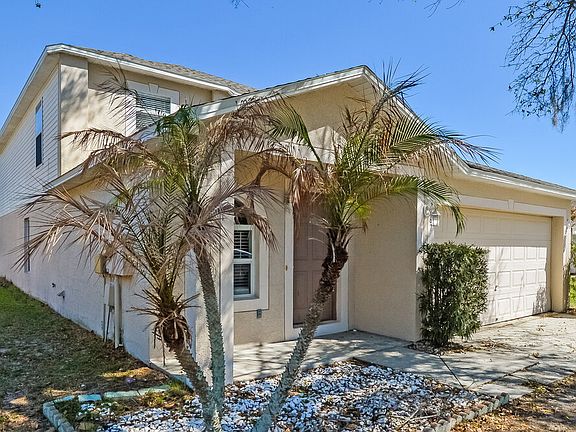 4th image of 3667 Queens Cove Blvd