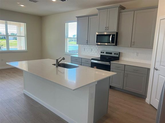 4th image of 318 Bracer Way