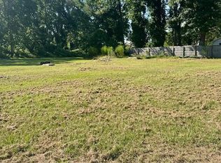 112 S Lee St, Whiteville, NC 28472