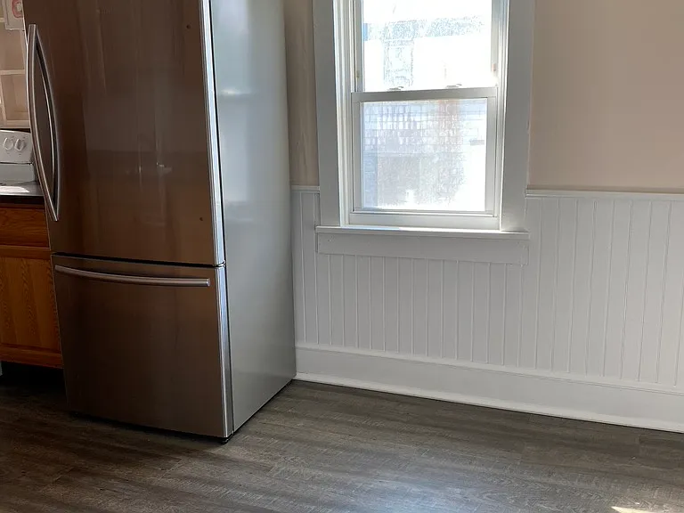 116 E Main St #2 — Photo 5