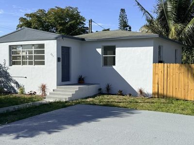 2745 Funston Street, Hollywood, FL, 33020