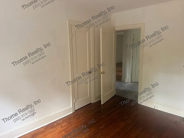 1201 Tarboro St — Photo 17