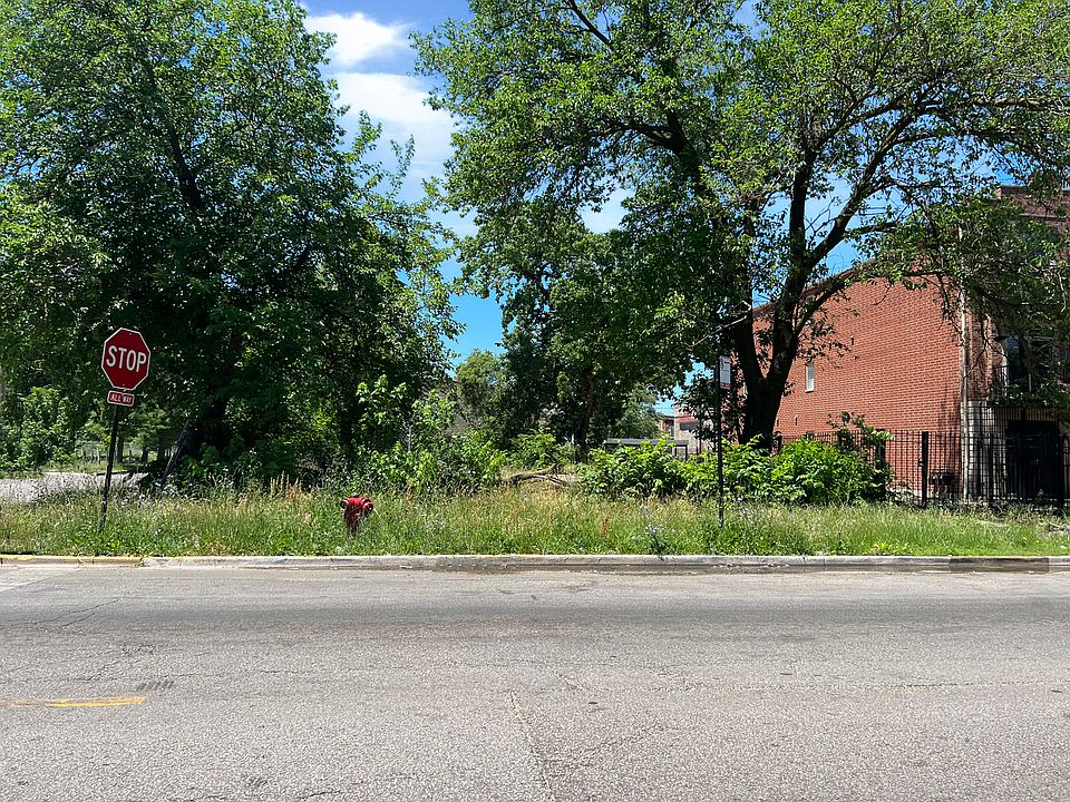 1st image of 362 N Hamlin Ave