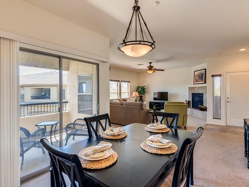 33550 N Dove Lakes Dr #2042