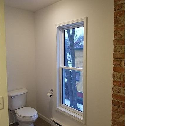 5th image of 507 N Hamilton St APT 2