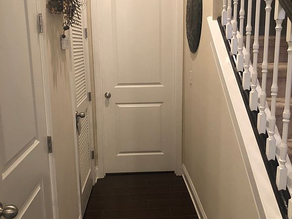 3rd image of 605 Captiva Dr