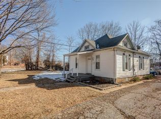 2329 Brown St, Alton, IL 62002
